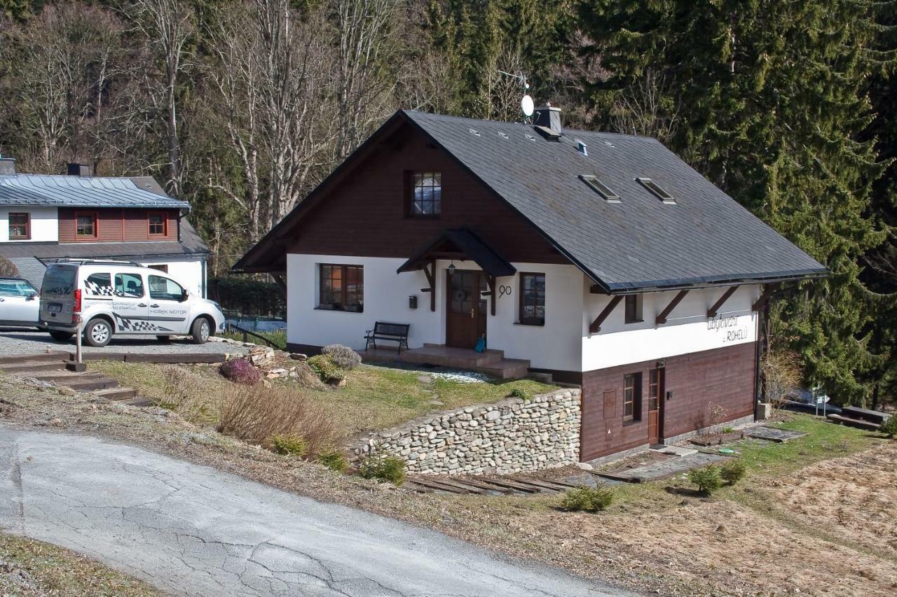 Ubytovani U Rohelu Karlova Studánka Екстериор снимка